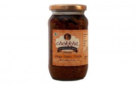 Chokkha Mango Garlic Pickle   Glass Jar  200 grams